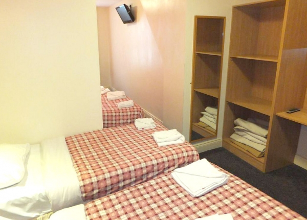 Quad room at Carlton Hotel Victoria